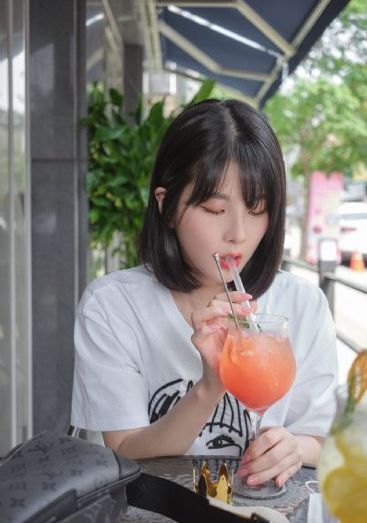 《交换:完美的邻居》2020_720免费电视剧