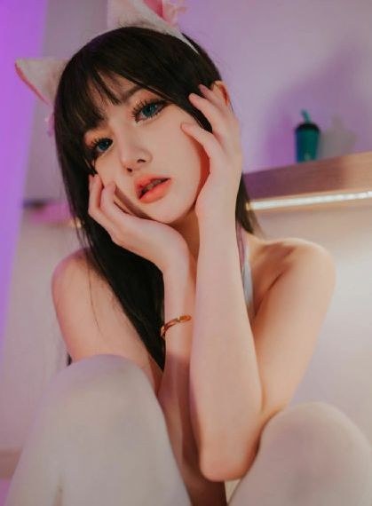手伸进裙摆揉h兄妹文_成人直接看